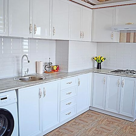 Apartment Kievskaya 114/2 Bischkek Exterior foto